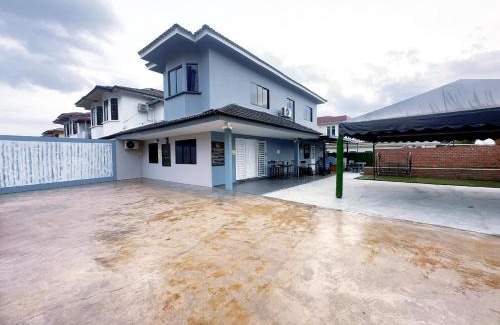 Taman Daya Casa | A01 Fancy Light Garden Homestay
