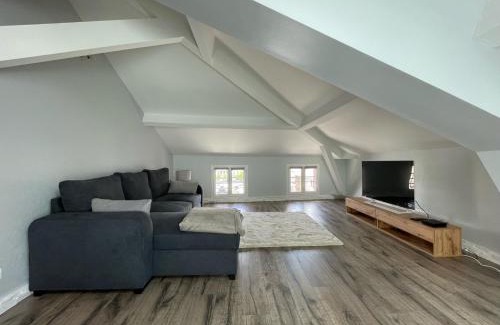 Chalons-en-Champagne Apartamento | A1 Champagne Loft - 105 m2 6 personnes - Place de la République - Châlons en Champagne