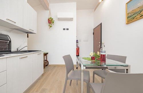 Cesate Apartamento | A10 Arcobaleno Rho-Fiera -Laghi & MXP FINELY RENOVATED APARTMENT