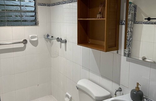 Juan Diaz Casa | A10 min del Aeropuerto Tocumen Casa Arad Habitacion Privada