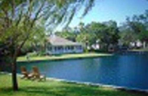 Demere Park Casa | A13 Pool view, easy access MGR American Dream