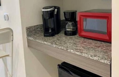 Doral Apartamento | A1606B Cozy Lil' place in Downtown Doral