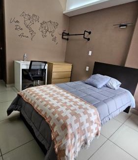 Cuautitlán Izcalli Apartamento | A20 SUITE BLACK & WHITE para 1 a 2 personas, Especialistas en CORTAS, MEDIANAS Y LARGAS ESTANCIAS en IZCALLI TEPOTZOTLAN perfecto para Familias, Turistas, Contratistas, Estudiantes, Empresas A sólo 5 min Izcalli 5 min Esmeralda 20 min Satélite 25 min AIFA