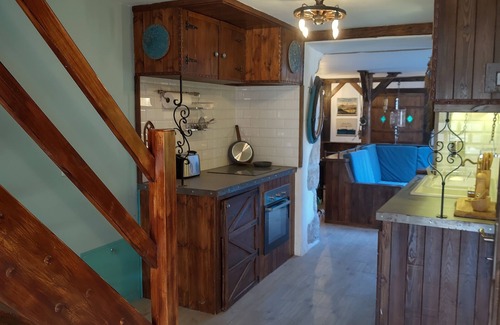 Lwowek Slaski Casa | A200 year old house in a picturesque village surrounded by hills and forests