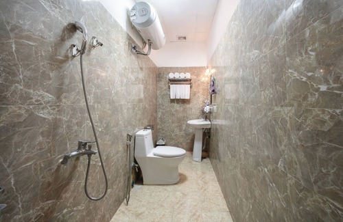 Cau Giay Hotel | A25 Hotel - Hoang Quoc Viet