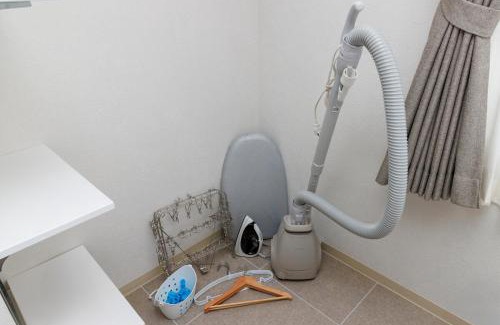 Maeganeku Casa | A3 Maximum 8 people OK! Perfect for families and groups! Free parking for up to 2 cars! Walking distance to the beach & many restaurants A3コーディアルステイ