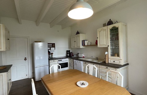 Pouldreuzic Casa | A6074-RESTORED BRETON HOUSE WITH GARDEN!