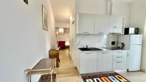 Cesate Apartamento | A7 Moonlight RHO-FIERA-Mi-EXPO-MXP SPAZIOSO MONOLOCALE