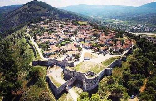 Berat Casa | AAA GuestHouse Berat
