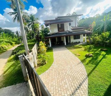 Baddegama Casa | AADHI Guest