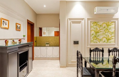 Lalkothi Condominio | Aahan Elite Luxury 2 Bedroom condo for upto 6 Guests