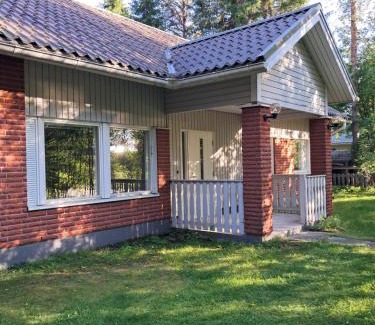 Haukipudas Apartamento | Aalto A - A whole house with 5 bedrooms and a woodburning sauna