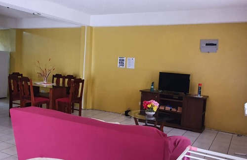 Castries Apartamento | Aanola Villas A4 Amplia Casa Caribeña