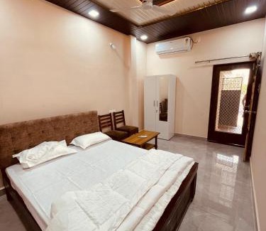 Ujjain Casa | Aarambh Homestay