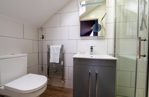 Riverside Casa | Aaron Wise - 62 Plantagenet Street