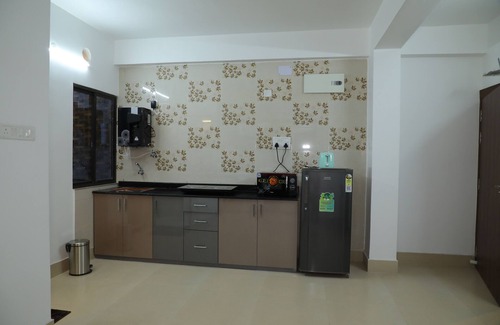 Phool Bagan Hotel | Aashhiana Guest House Entire 2BHK Service Apartments, Kolkata