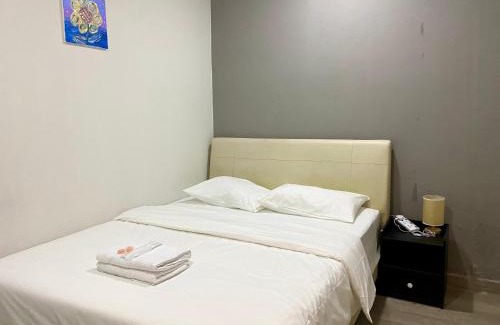Downtown George Town Hostal | Aayu Muntri - 4 mins to Chulia St George Town