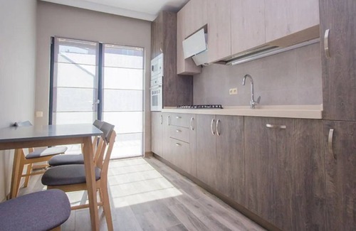 Vake Casa | Casa Abashidze. Apartamento acogedor y luminoso en el centro de la ciudad.