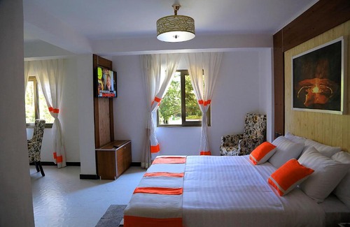 Bole Cama Y Desayuno | Abat Guest House