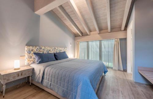 Soiano del Lago Apartamento | Abaye 6 Cabernet Charm Adults Only