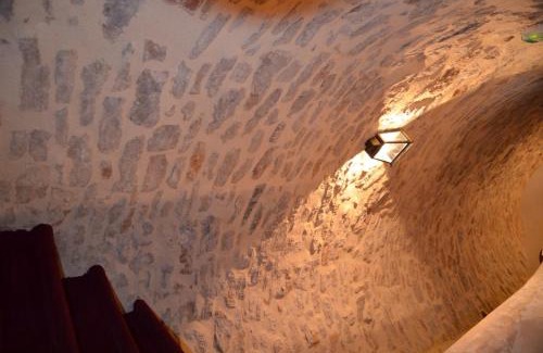 Beaune City Centre Hotel | Abbaye de Maizières