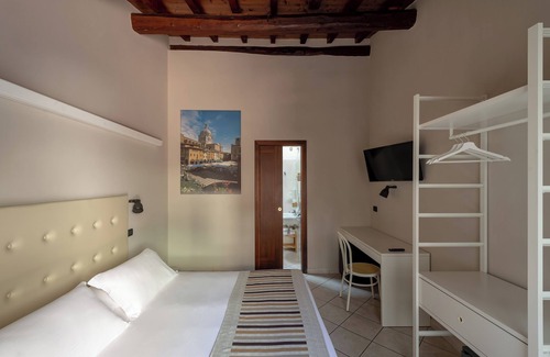 Old Town Cama Y Desayuno | Abbazia Bed & Breakfast , Mantegna Hotels
