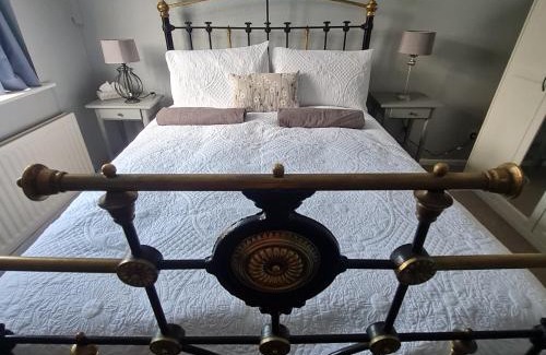 Shrewsbury Casa | Abbey Cottage