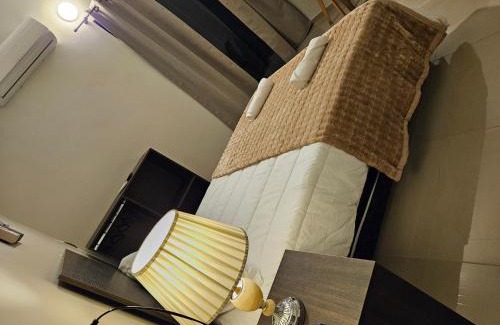 Fernando De La Mora Apartamento | Abbey Road Inn I