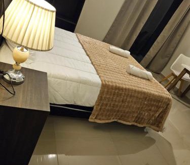 Fernando De La Mora Apartamento | Abbey Road Inn I