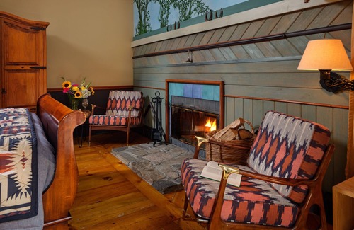 Ledyard Cama Y Desayuno | Abbey's Lantern Hill Inn