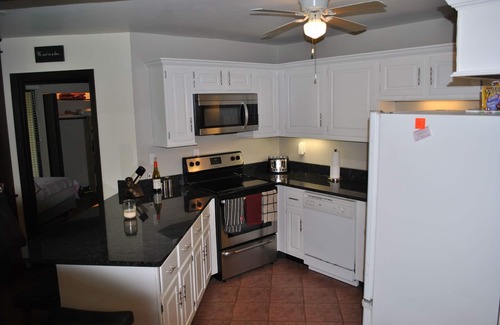 Fontana Condominio | Abbey Springs 2 habitaciones / 1. 5 baños condominio ($ 1 martes)