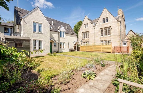 St. Andrews Chalet De Esquí | Abbey Villa (No 6)