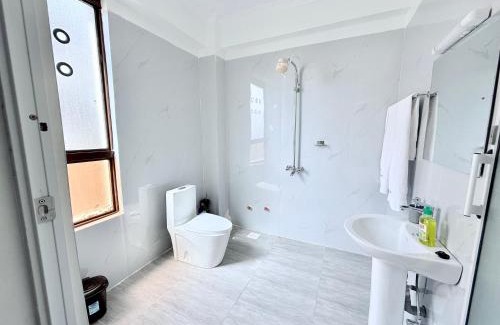 Nanyuki Apartamento | Abby Studio Riverside Apartment with Swimming Pool