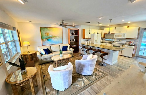 Florida North Atlantic Coast Casa | abc 4/3 Casa con piscina privada para 12 personas, minutos de las playas, estadio, tiendas, PGA!
