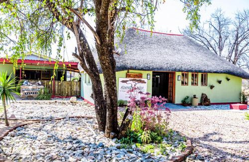 Grootfontein Cama Y Desayuno | Abenab Lodge & Tours cc