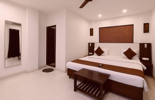 Vashi Hotel | Abhisiddhi Residency