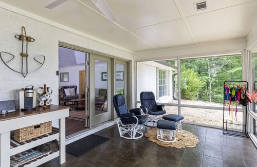 Jacksons' Gap Casa | Abigail's Lake Haven by Big Fish Real Estate Group at Lake Martin