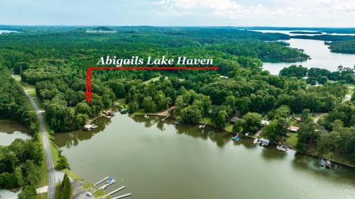 Jacksons' Gap Casa | Abigail's Lake Haven