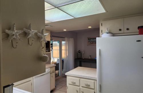 North Port Casa | Abigial's Cottage - pet friendly