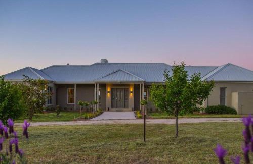 Erudgere Casa | Abingdon House - Mudgee Retreat