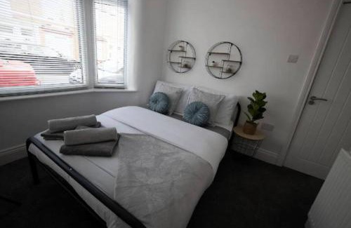 Middlesbrough Casa | Abingdon House Workstays UK