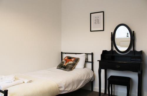 Abingdon Apartamento | Abingdon - Private Flat with Garden & Parking 02