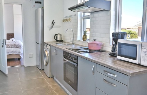 Redhill Casa | Abington Manor - Fish Hoek Guesthouse