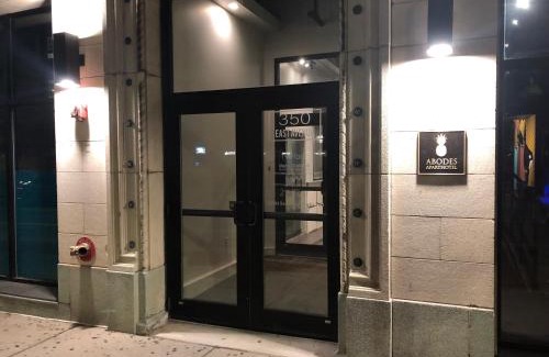 Downtown Rochester Apartamento | ABODES ApartHotel