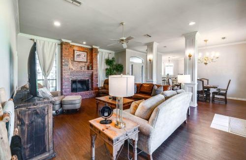 Aubrey Casa | about 3 Mi to Dtwn Aubrey Vacation Rental with Patio!