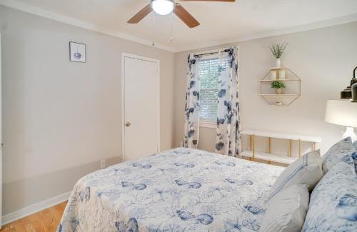 Katie Hill Neighborhood Casa | about 3 Mi to Dtwn East Nashville Home with Deck