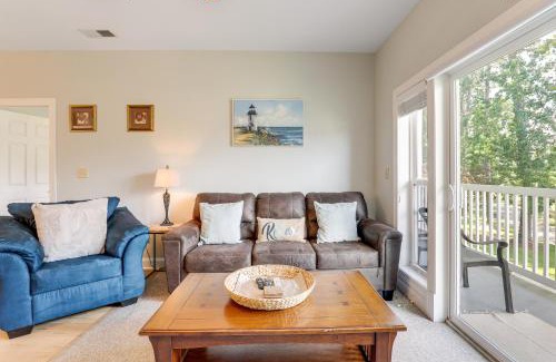 Carolina Forest Apartamento | about 6 Mi to Ocean with Pool and Golf Myrtle Beach Condo