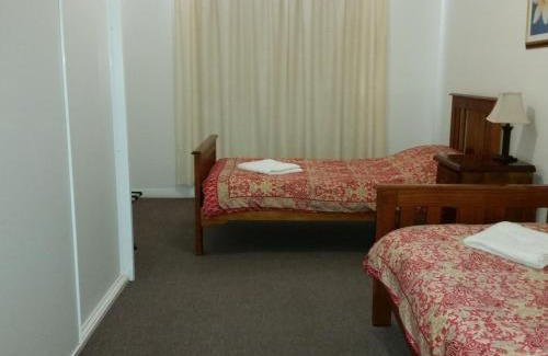 Broken Hill Casa | About Town Cottages