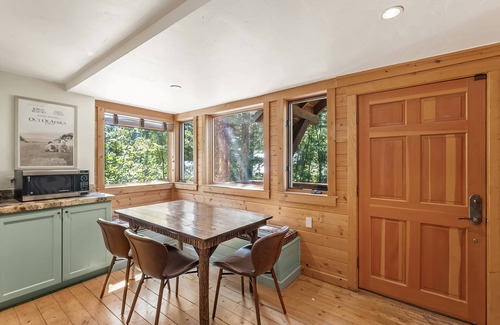 Sundance Cabina | Above It All - Serene Forest Setting, Backs to Stream, Flat Backyard, Updated