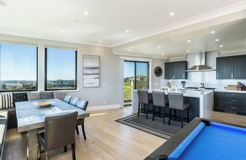 Bodega Bay Casa | Above Par: Spa, Coastal Views, Pool table, Walking Distance To Beach